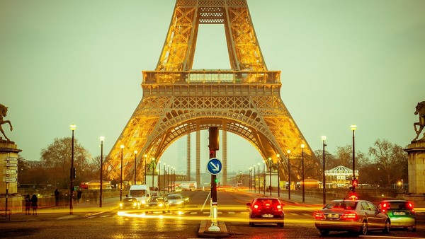 프랑스 에펠탑 전경 / 사진 픽사베이
