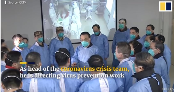 지난 27일 신종 코로나바이러스(우한 폐렴) 위기 대응팀을 맡고 있는 리커창 중국 총리(가운데)가 방역 의료진에게 지시하고 있다. (자료=CCTV)