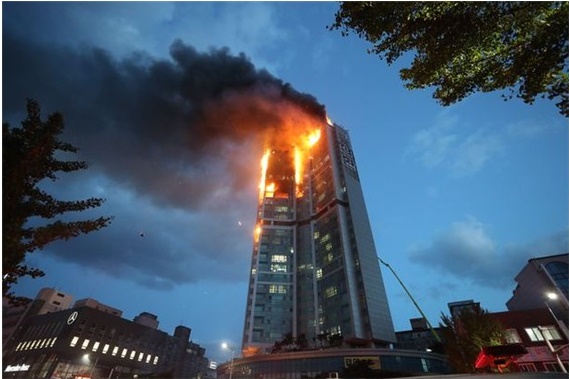 ▲ 2020년 울산 33층 주상복합아파트 화재